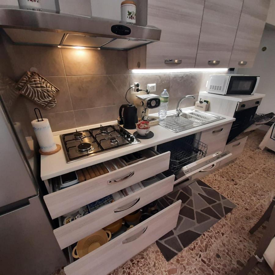 La Strelizia Apartment Алгеро Екстериор снимка